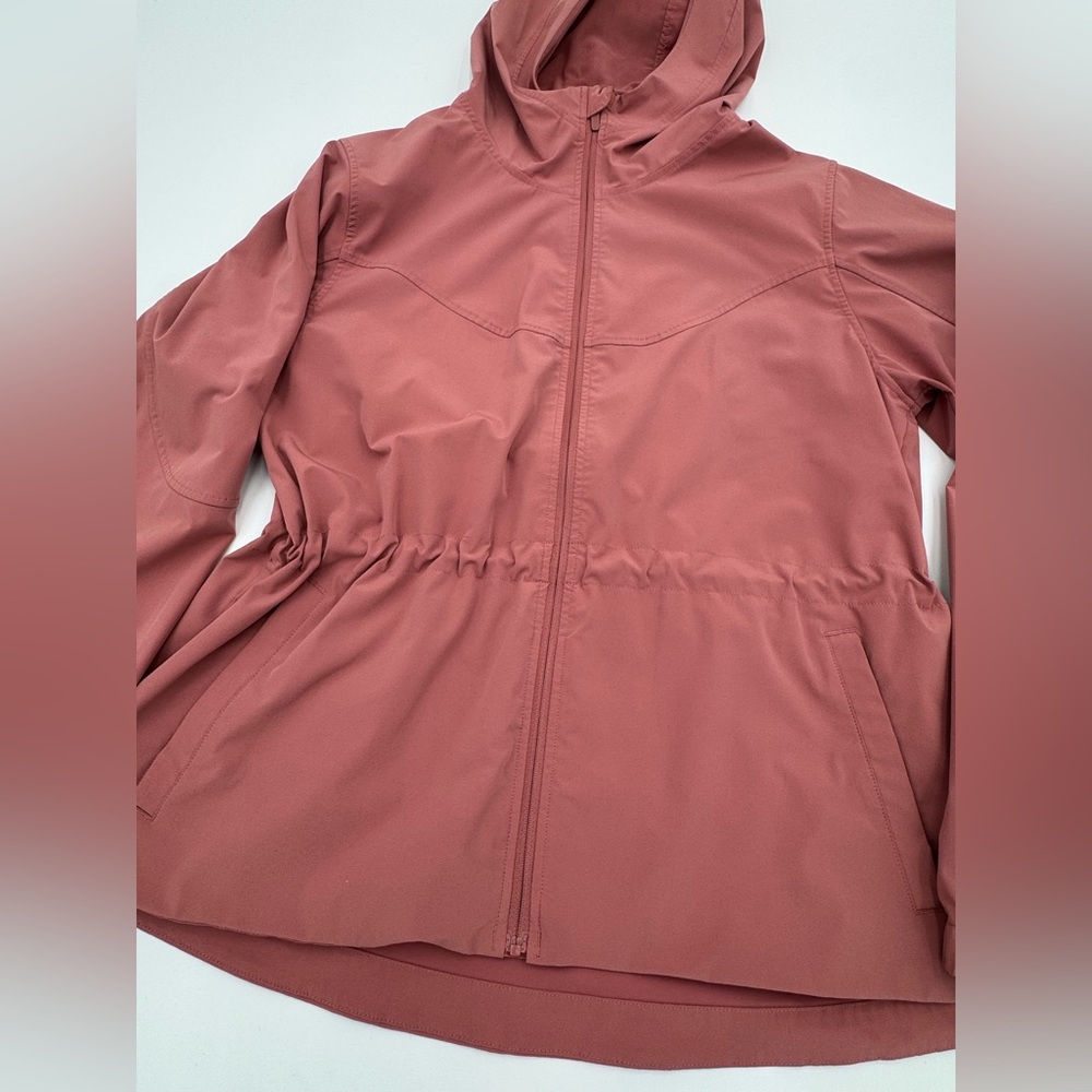Lululemon Women's Windbreaker Pink Hooded Jacket - Picture 5 of 9
